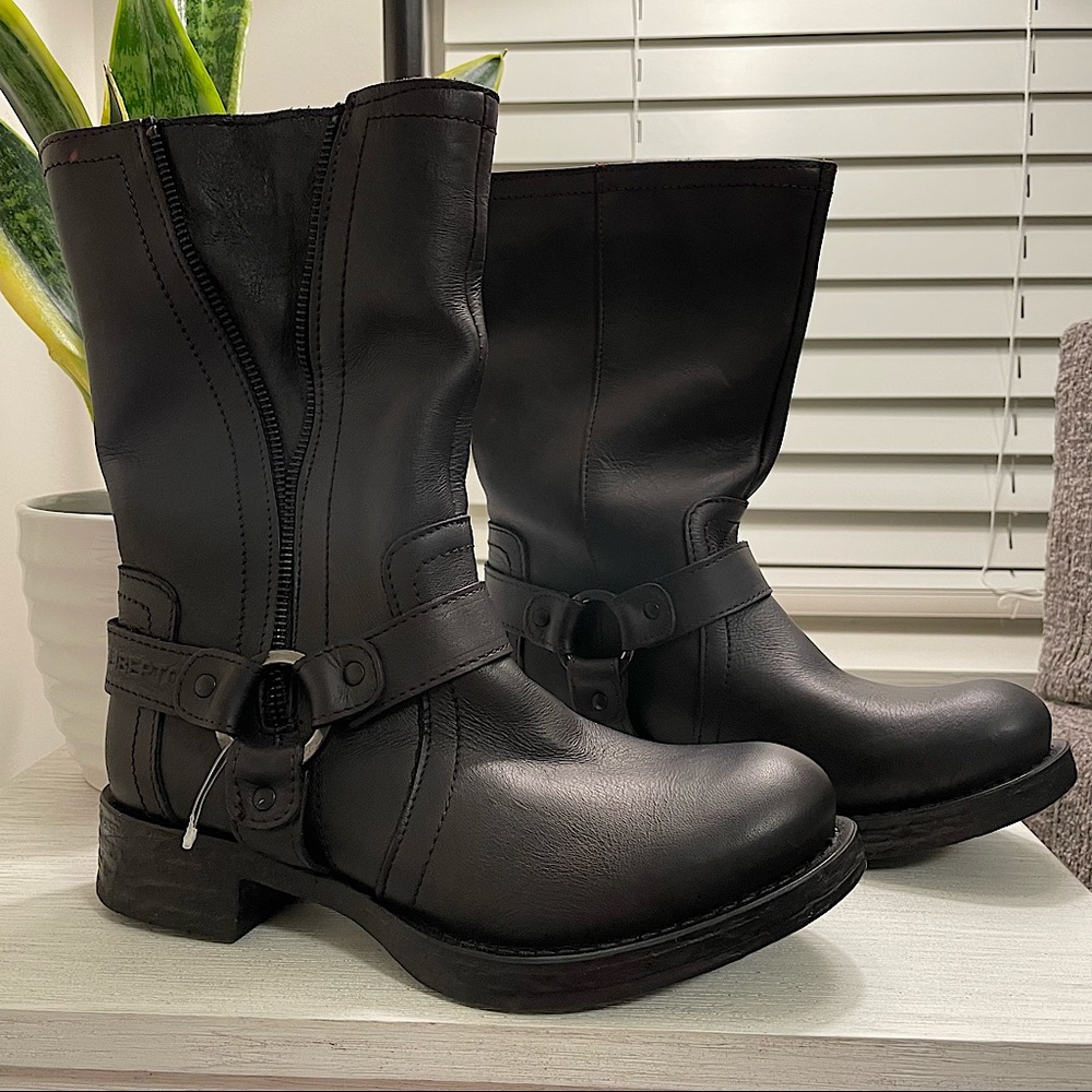 NWOT Liberto Motorcycle Leather Boots Black Size 6.5 no box